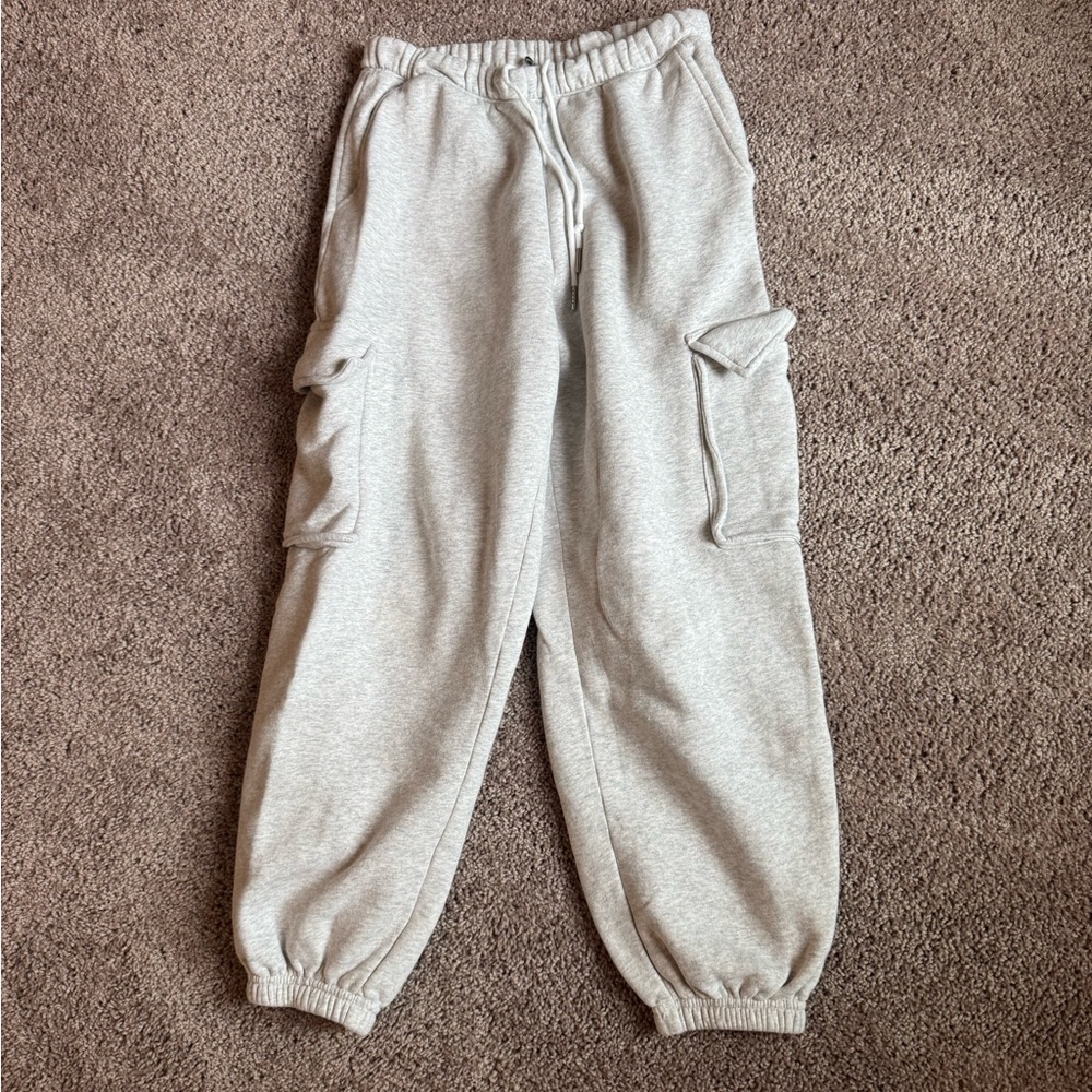 Abercrombie & Fitch women’s  fleece cargo Joggers